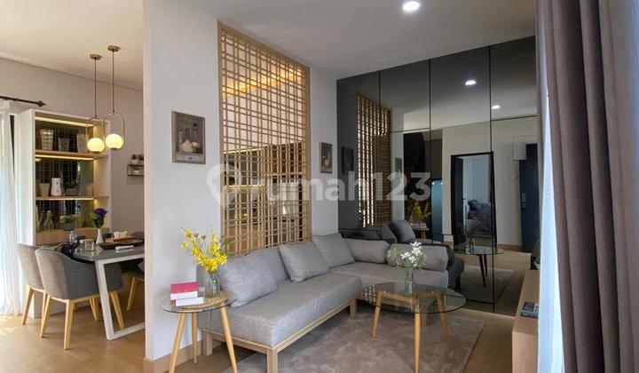 Rumah 2 Lantai Besar Di Pinggir Jln Raya Sudah Include Furnish  2