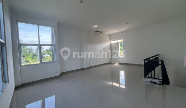 For Sale: Strategic Location Shop House Ready to Occupy 2