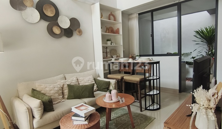 Rumah 3 Lantai Konsep Resort Ala Bali - Lb 110 Meter Di Serpong