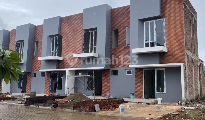 Rumah Siap Huni Deket Kantor Walikota Tangerang Selatan Rumah Siap Huni Deket Kantor Walikota Tangerang Selatan