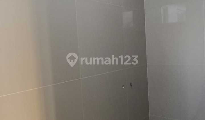 Rumah 2 lantai Di ciater BSD SHM Harga 700 jt an