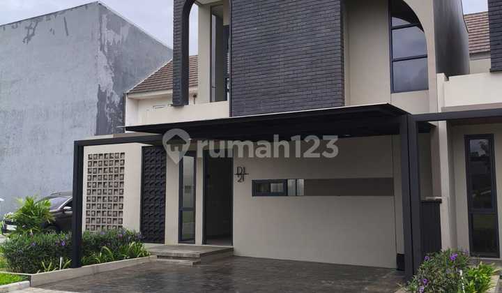 Rumah Siap Huni Strategis Aman dan Nyaman Rumah Siap Huni Strategis Aman dan Nyaman