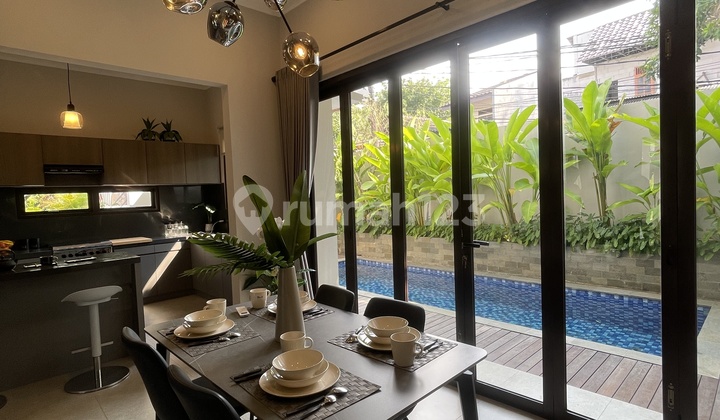 3-Story House 135 sqm Building Area 90 sqm Land Area in Joglo, West Jakarta 2