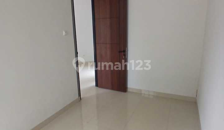 House in Pamulang, South Tangerang Flood-Free 2