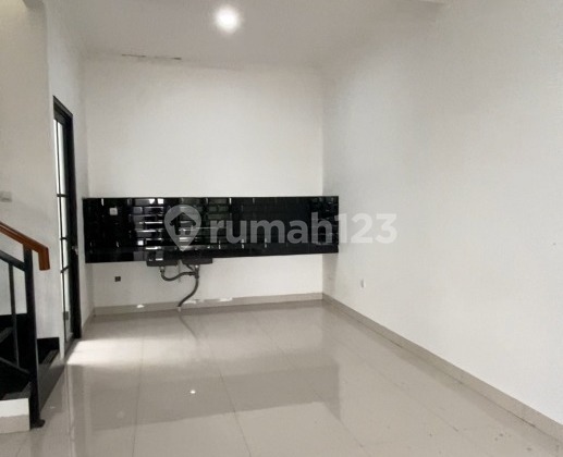 Ready-to-Occupy House 5 Minutes from Thepark Mall Sawangan 2