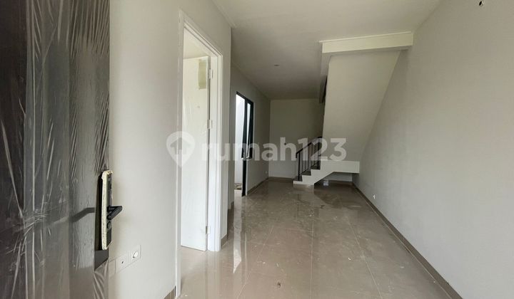 Rumah Siap Huni Bebas Banjir Lokasi Strategis