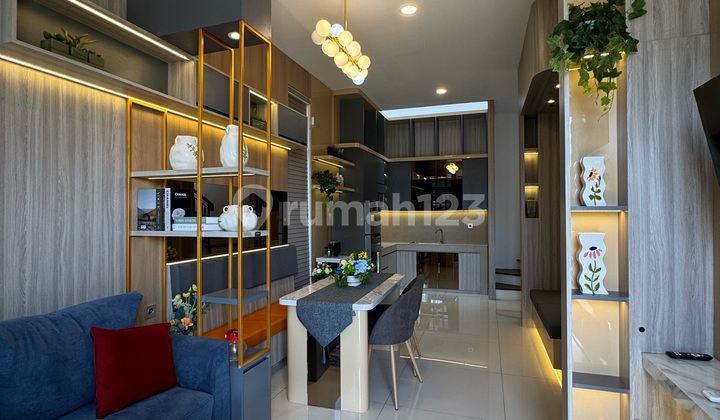 Rumah Ready Deket Kampus Mercubuana Kembangan Jakarta Barat