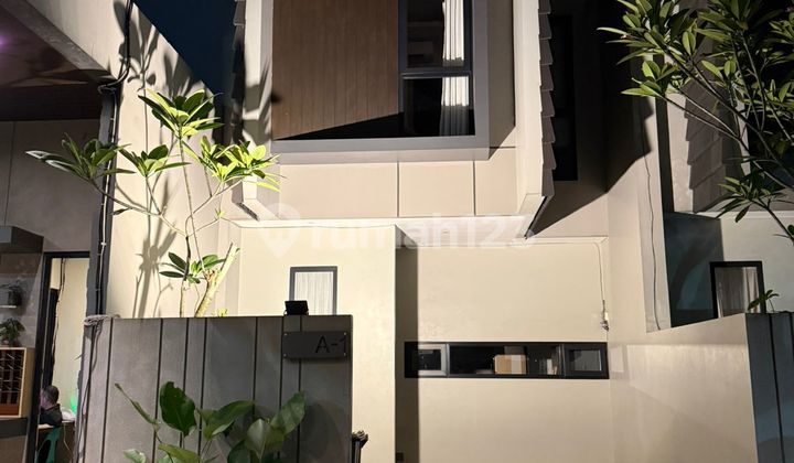 Rumah 2 Lantai di Tangerang Selatan Murah