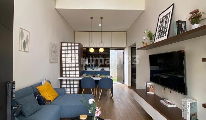 1-Story House with Large Land Area on Main Road in Sawangan Depok 2