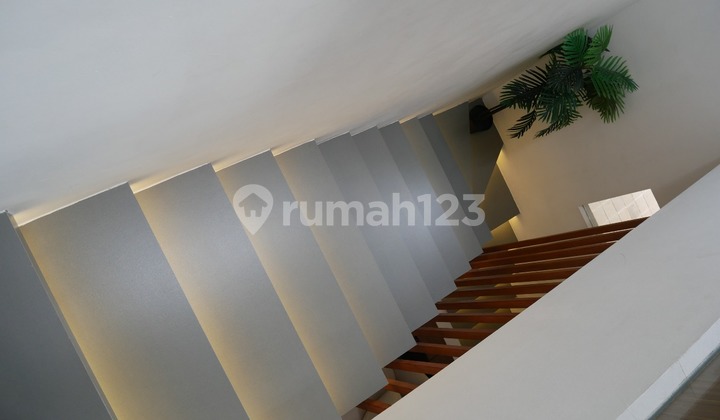 Rumah di Ciracas Harga Murah Bebas Banjir Rumah di Ciracas Harga Murah Bebas Banjir