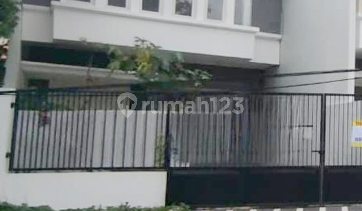 Disewakan Rumah Modern Minimalis Mulyosari Disewakan Rumah Modern Minimalis Mulyosari