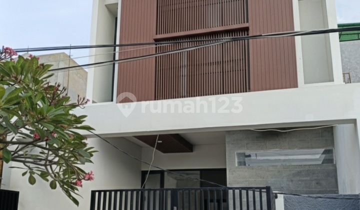 For Sale Modern Minimalist House Mulyosari For Sale Modern Minimalist House Mulyosari