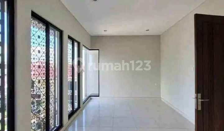 For Sale Modern Minimalist X Scandinavian Luxurious 3-Story House Araya 2 2