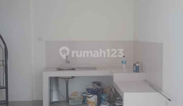 Dijual Rumah Modern Minimalis Griya Asri, Pakuwon City 2