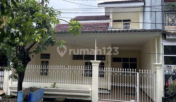 (Under Market) Minimalist Type House for Sale in Rungkut Mapan