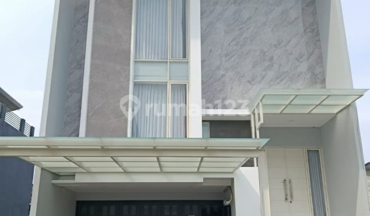 Dijual Rumah Modern Minimalis Elegan Grand Island, Pakuwon City (3 Lantai) Dijual Rumah Modern Minimalis Elegan Grand Island, Pakuwon City (3 Lantai)