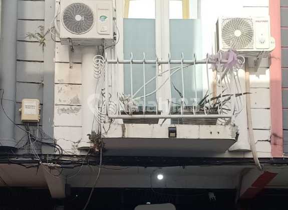 Dijual Ruko Klampis 2,5 Lantai Siap Huni dan Strategis
