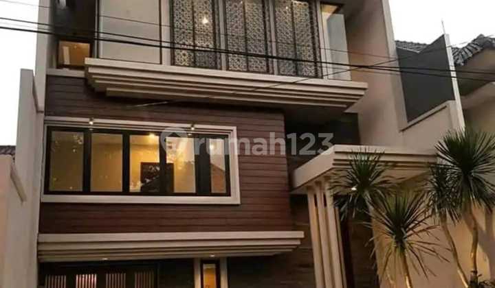 For Sale Modern Minimalist X Scandinavian Luxurious 3-Story House Araya 2