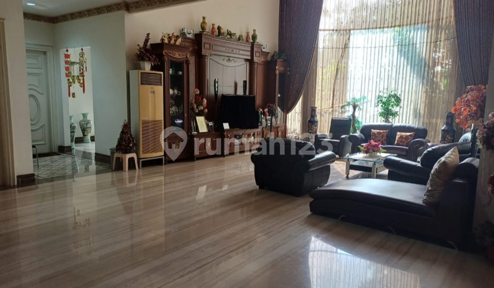 Disewakan Rumah Araya Super Besar dan Mewah (Full Furnished) 2
