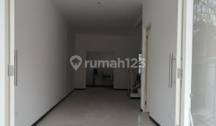 Disewakan Rumah Modern Minimalis Mulyosari 2