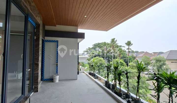 Citraland Main 3-Story House with Elevator SHM Ready to Live In Luxury 2