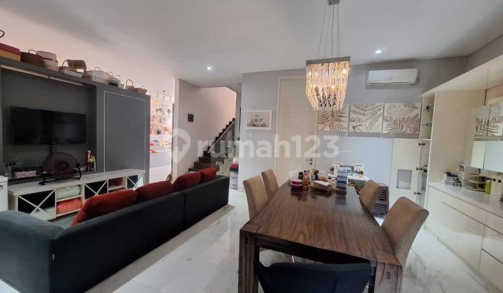 Two-Story House in Pakuwon City, Furnished, Near Mall, Ready to Occupy 2