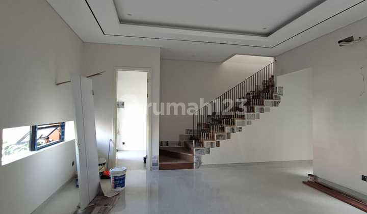 Rumah Citraland Design Tropical Hadap Timur Dekat Kampus Ciputra 2