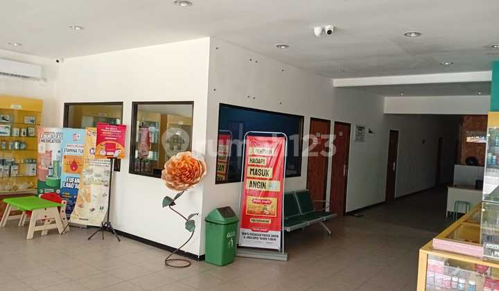 1-Story House Zero, Manukan Tama Main Road 2