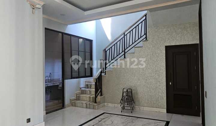 Rumah 2 Lantai Surabaya Timur Dekat Its Merr Galaxy Mall Araya 2