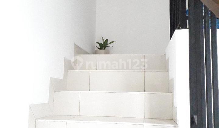 Ready-to-Live House in BSD South Tangerang 2