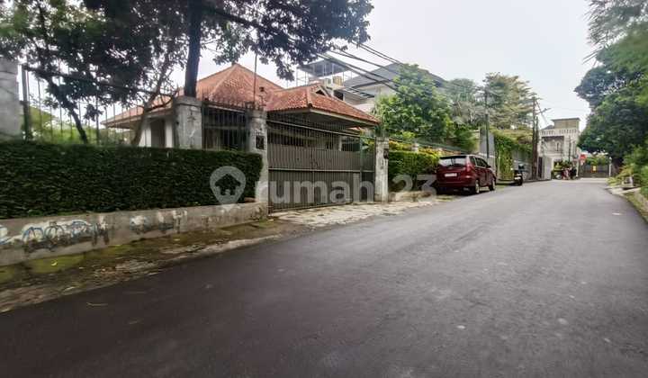 Rumah Tanah Luas Cilandak - LT 603M | Halaman Depan & Belakang | Cipete Selatan Rumah Tanah Luas Cilandak - LT 603M | Halaman Depan & Belakang | Cipete Selatan