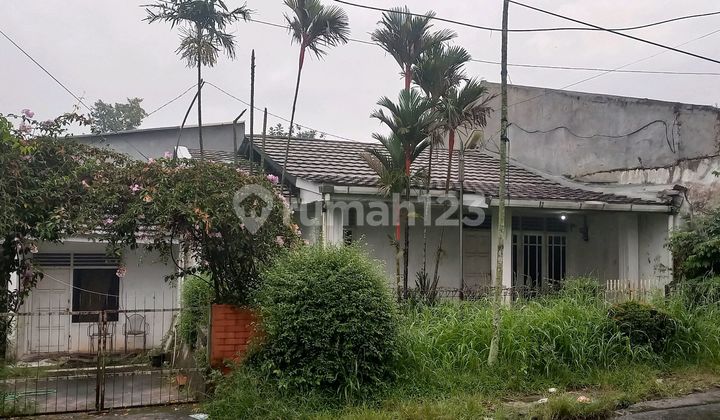 Jual Rumah Bonus Kios Kondisi Ramai Depok