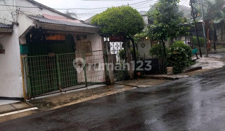 Jual Rumah Bonus Kios Kondisi Ramai Depok 2