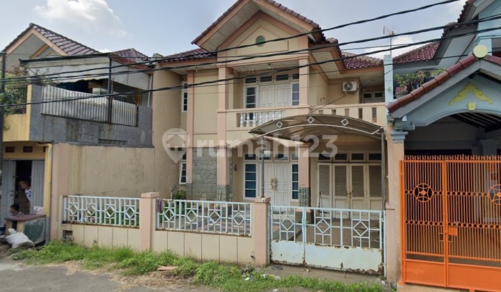 2-Story House Land Area 184 in Taman Pabuaran, Karawaci, Tangerang 2-Story House Land Area 184 in Taman Pabuaran, Karawaci, Tangerang