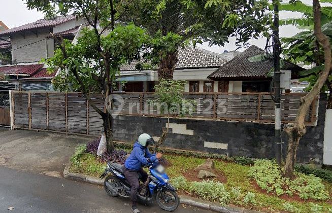 Large and Affordable House in Taman Aries, Kebon Jeruk West Jakarta - Cash Only