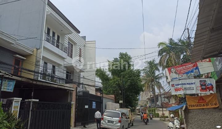 3-Story Boarding House, Land Area 193 sqm on Jl Anggrek Cendrawasih, Kemanggisan Palmerah 2