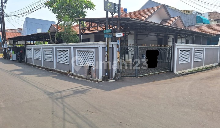 Rumah Hoek Luas Tanah 489 di Jl Pondok Permai, Rempoa, Ciputat, Tangerang