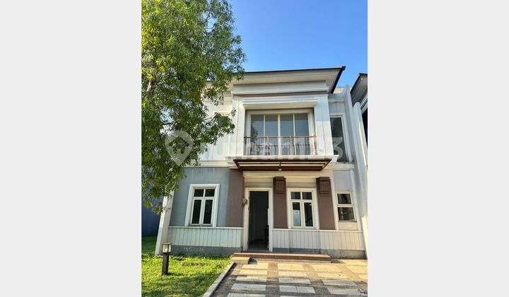 South-Facing House in the Savia Visana Boulevard Cluster, BSD, South Tangerang