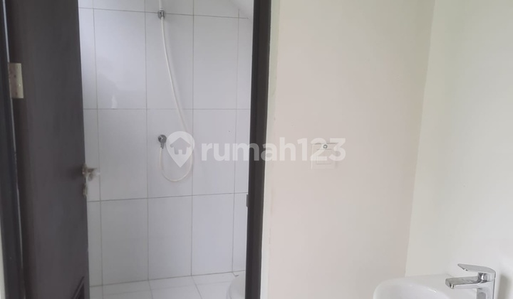 For Quick Sale: Boulevard Citra Garden Puri 3-Bedroom House, Never Occupied 2