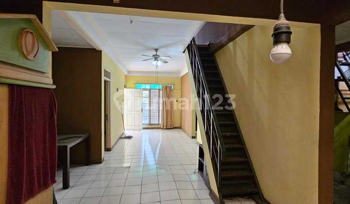 Rumah 2 Lantai Hadap Selatan Sektor 1G Gading Serpong, Tangerang