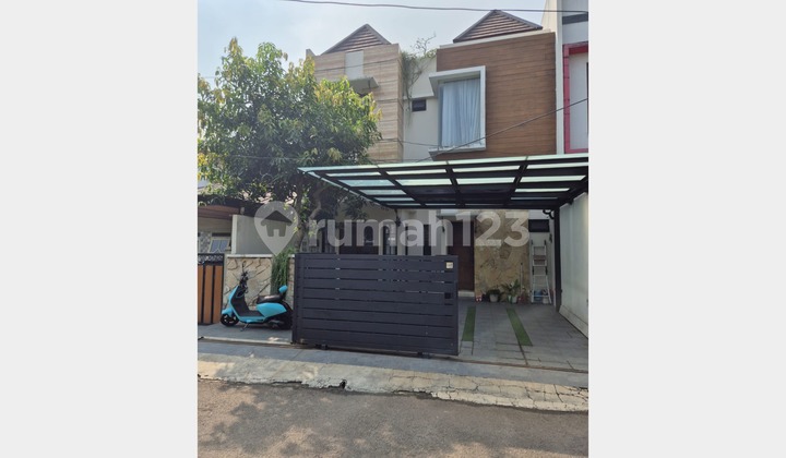 2-Story House in Griyaloka BSD, South Tangerang