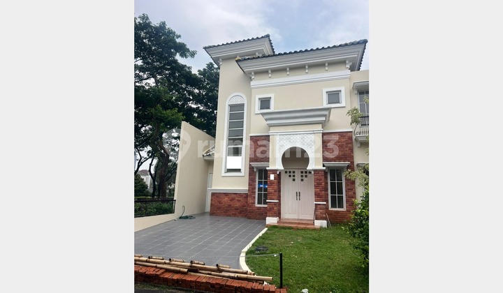 Rumah 2 Lantai di Alicante (Hook) Gading Serpong, Tangerang