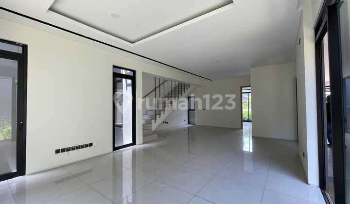 Jual Rumah Baru Modern Klasik di Tatar Anggapati Kbp