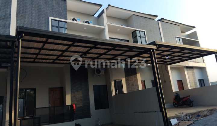 Rumah Mewah Berkwalitas Dekat Perumahan Elite Asri Sehuk Dan Nyaman