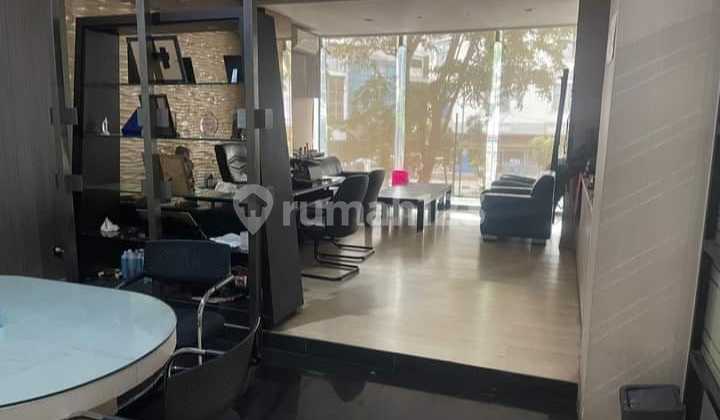 Row house at Harmoni Plaza 2