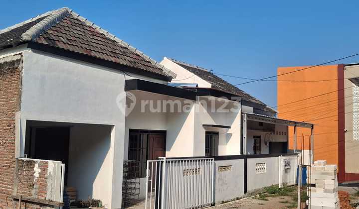 New House Sambiroto East Semarang 1