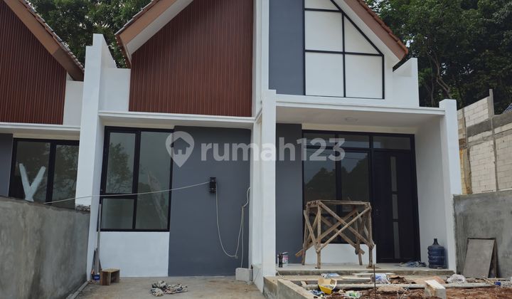 Rumah Baru Bebas Banjir Gunung Pati 1
