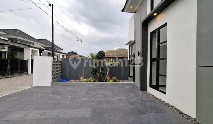 Rumah Desain Mewah Dalam Cluster Eksklusif Ngaglik 2