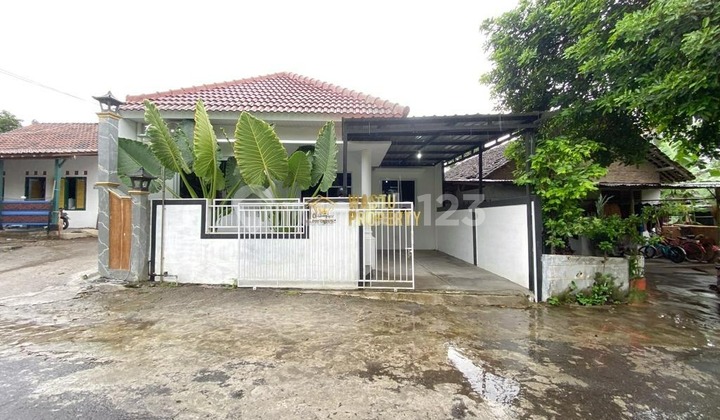 Private Pool Villa Near Tourist Area and Yogyakarta City