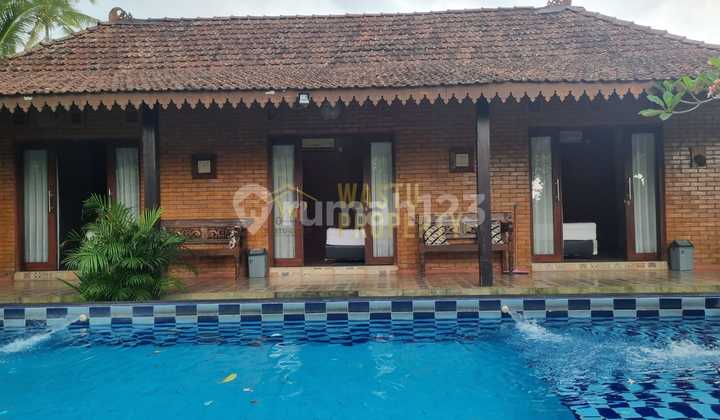 Dijual Murah Villa Cantik Tanah Luas di Pakem